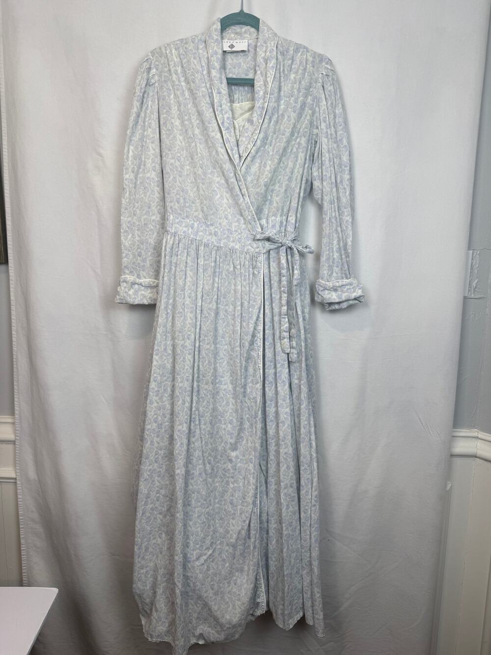 Vintage 1994 Eileen West Floral Robe & Nightgown Set Cottagecore